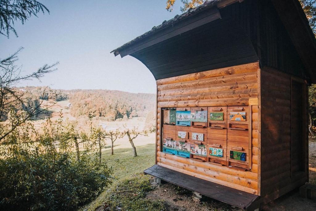 그로수플례 Sleeping With Bees - Tourist Farm Muha 아파트 외부 사진