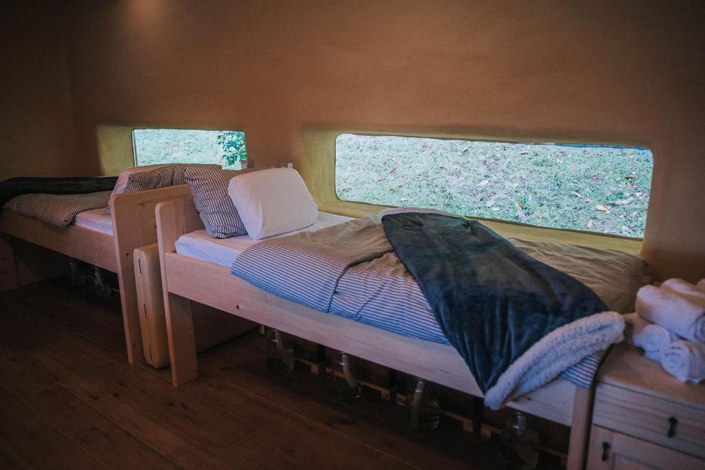 그로수플례 Sleeping With Bees - Tourist Farm Muha 아파트 외부 사진